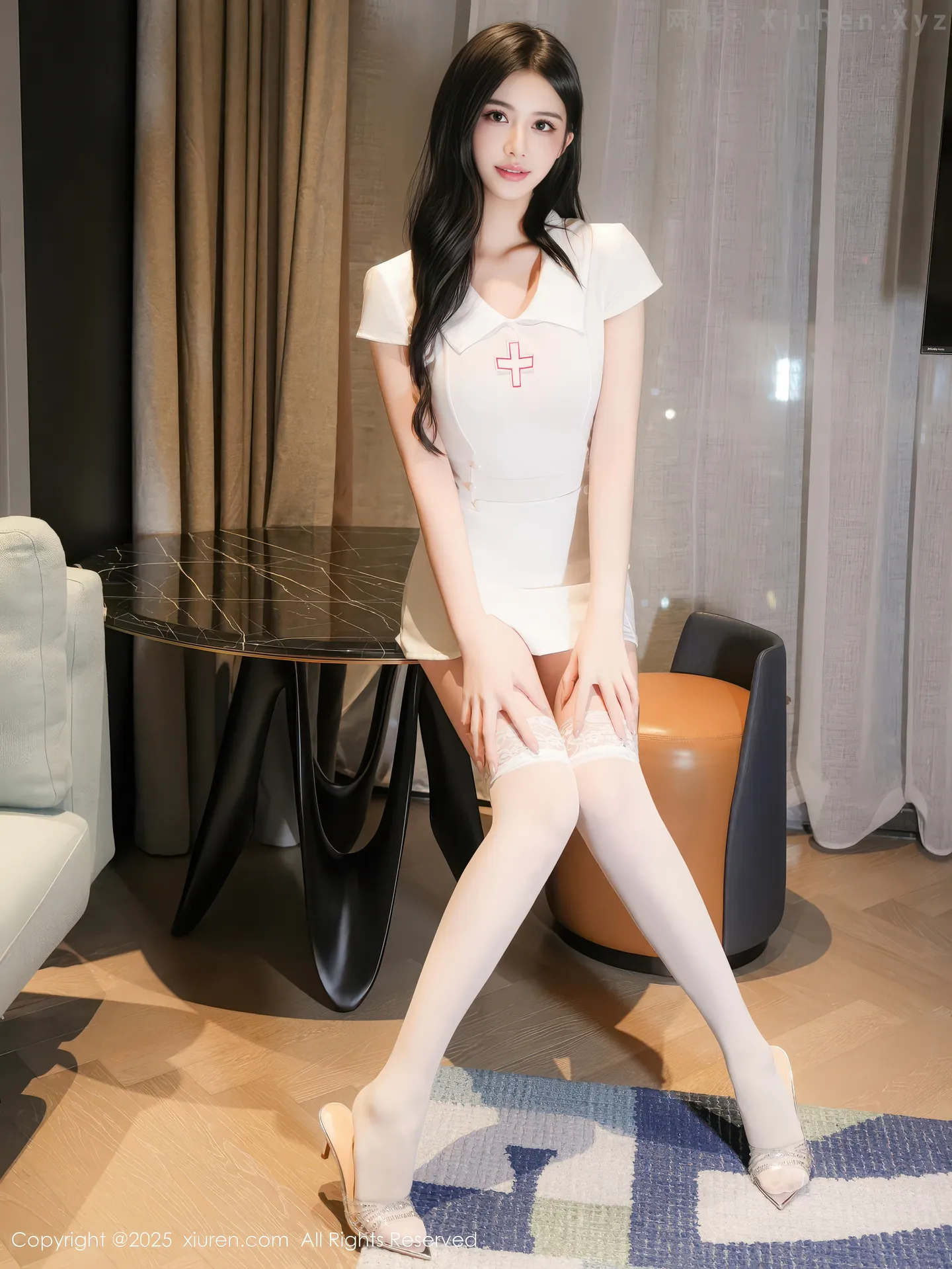 图片[3]-[XiuRen秀人网] VOL.11055 模特shelly诗莉吖性感白色护士制服配白丝袜秀曼妙身姿诱惑写真75P-秀人网官方网站